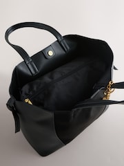 أسود - حقيبة كتف مزيج من قماش سويد صناعي مع زينة - Image 10 of 12