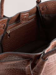 Tan Brown Belted Croc Shoulder Bag - Image 7 of 9