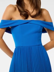 Forever New Louise Off Shoulder Pleated Midi Dress - Imagen 4 de 4