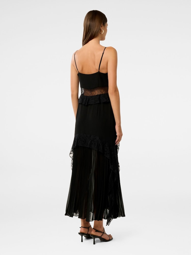 Forever New Lara Pleated Ruffle Maxi Dress - Imagen 4 de 4 Forever New Lara Pleated Ruffle Maxi Dress - Imagen 4 de 4