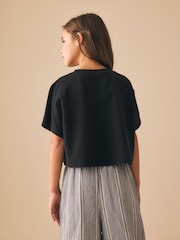 أسود - Oversized Boxy Heavyweight T-Shirt (3-16yrs) - صورة 3 من 9