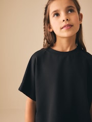 أسود - Oversized Boxy Heavyweight T-Shirt (3-16yrs) - صورة 4 من 9