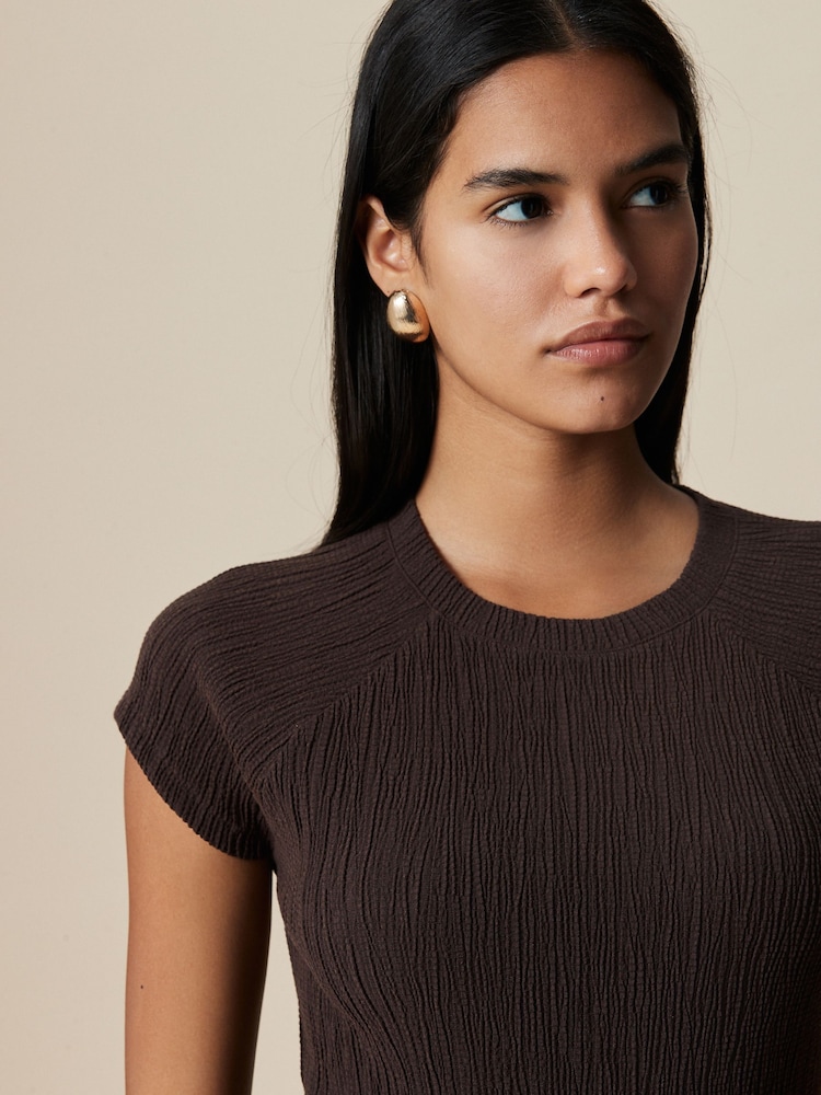 Chocolate Brown Raglan Short Sleeve Textured Top - Image 5 of 5
