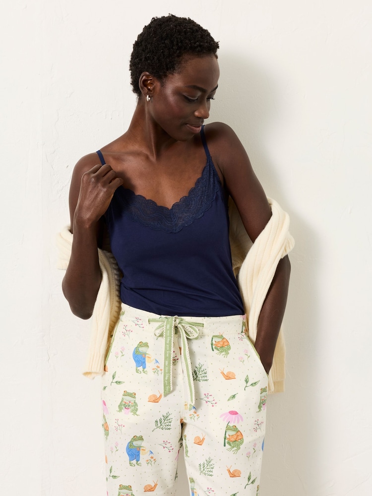 FatFace 3 -paket med spetsvästar - Bild 2 av 5 FatFace 3 -paket med spetsvästar - Bild 2 av 5