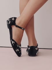 Negro - Forever Comfort® Velvet Embellished Two Part Closed Toe Shoes - Imagen 5 de 12