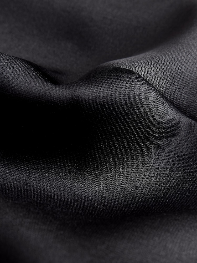 Black Bow Back Detail Sleeveless Top - Image 8 of 8 Black Bow Back Detail Sleeveless Top - Image 8 of 8