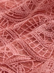 Pink - Paisley-Bluse mit Spitzenbesatz und V-Ausschnitt - Bild 2 von 3