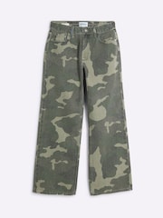 River Island Green Petite Relaxed Straight Camo Jeans - Image 4 of 5