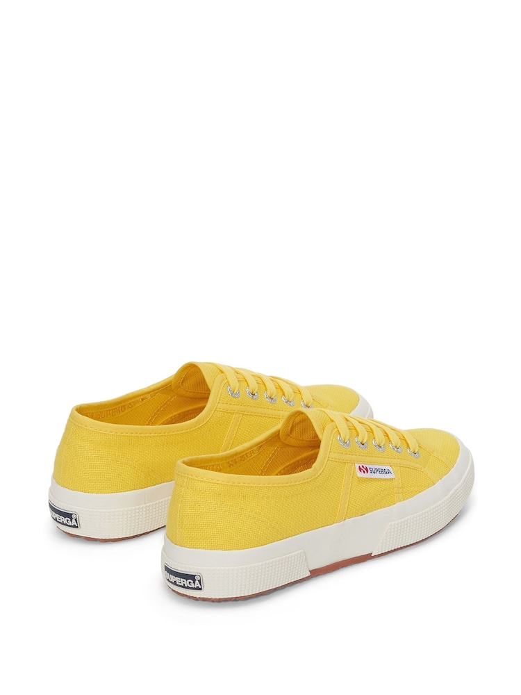 Superga 2750 COTU Classic Canvas White Trainers - Image 2 of 4 Superga 2750 COTU Classic Canvas White Trainers - Image 2 of 4