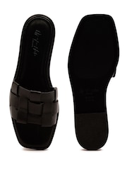 Negro - Off The Hook Hampstead Leather Open Toe Flat Sandals - Imagen 6 de 6