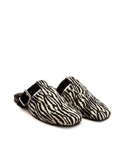 Off The Hook Brompton Leather Buckle Clog Shoes - Image 5 of 10