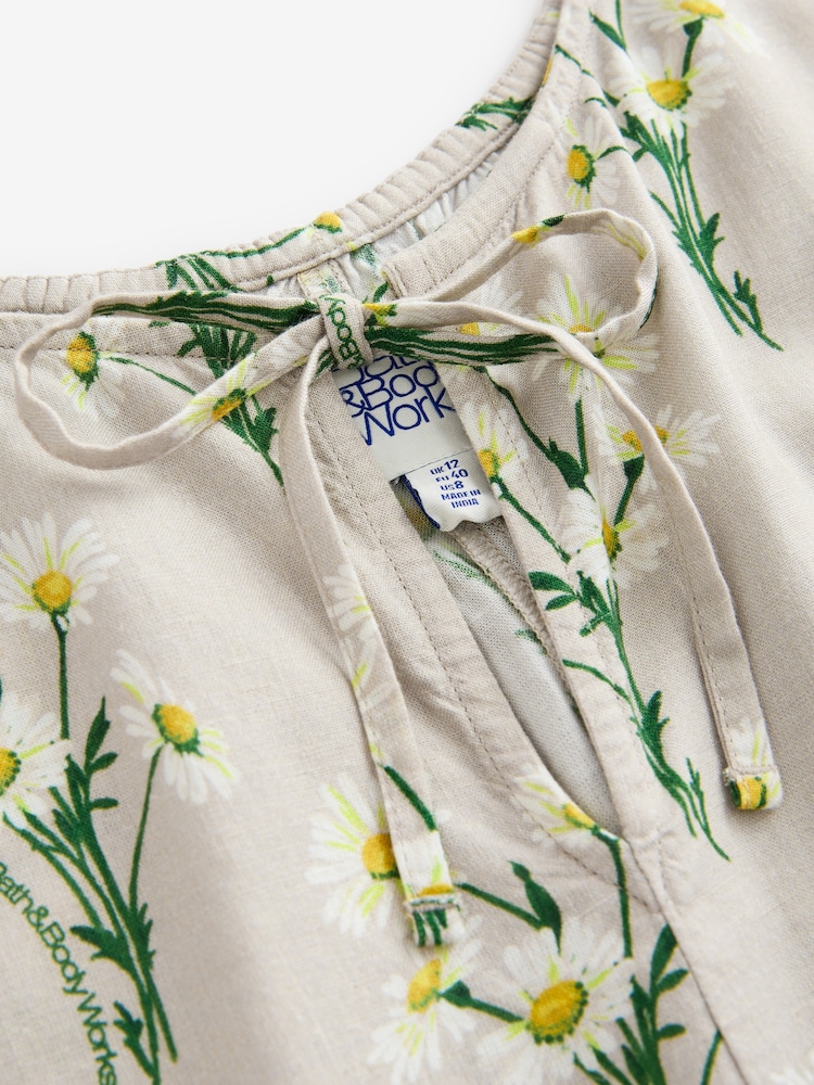 Bath & Body Works Neutral Daisies Romper with Linen - Image 8 of 8
