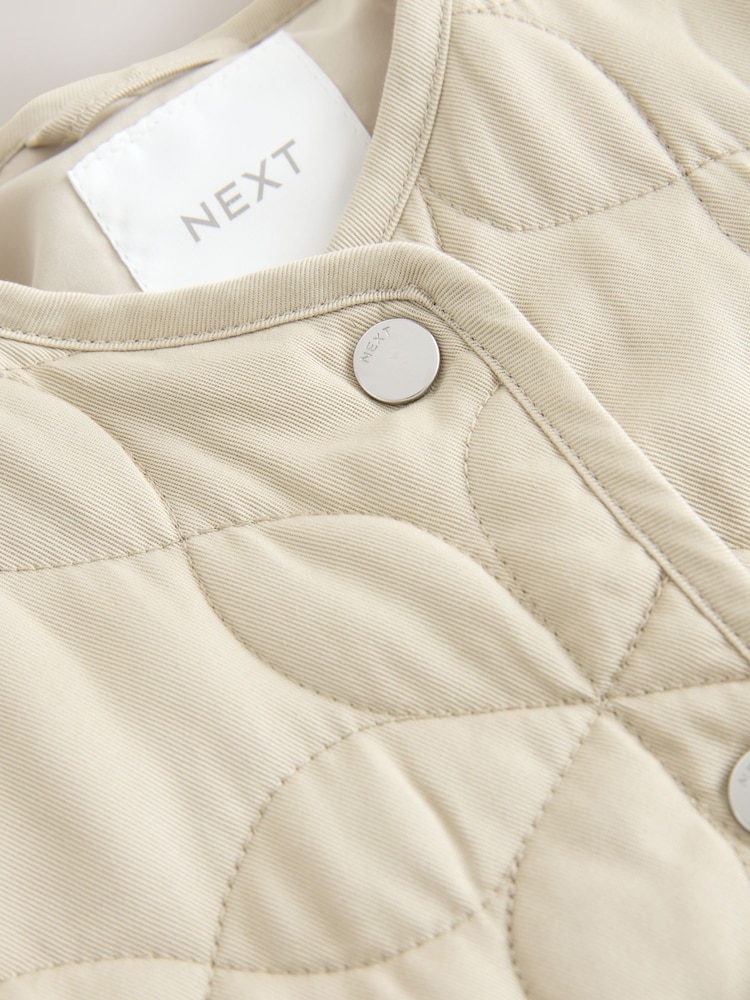 لون محايد - Quilted Jacket (3-16yrs) - صورة 5 من 5 لون محايد - Quilted Jacket (3-16yrs) - صورة 5 من 5