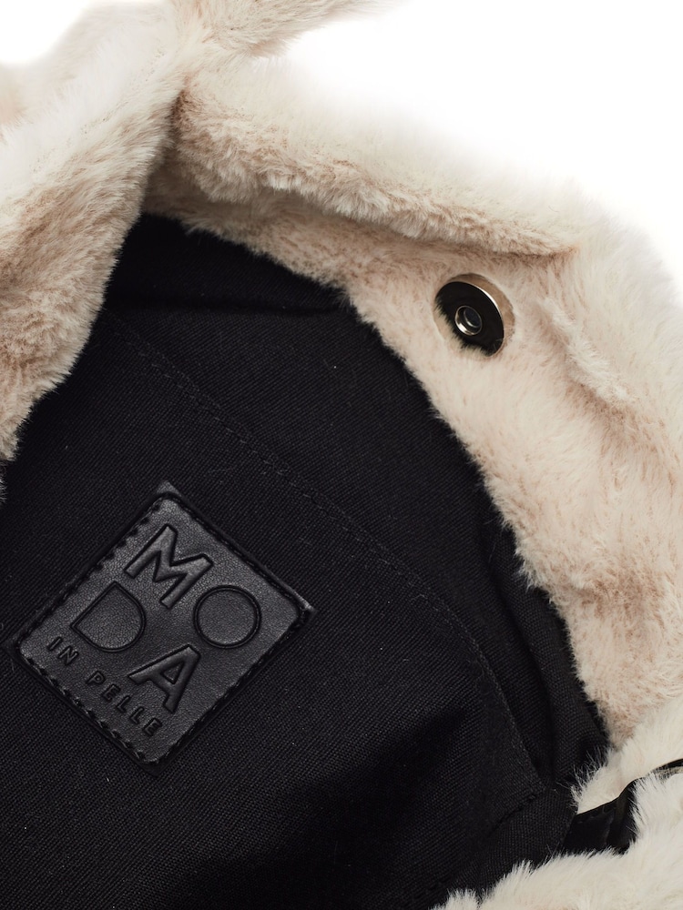 Moda in Pelle Bambi Fluffy Shoulder Bag - Image 4 of 4 Moda in Pelle Bambi Fluffy Shoulder Bag - Image 4 of 4