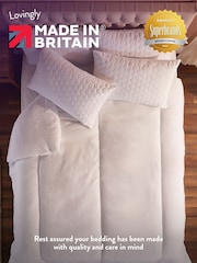 Slumberdown White Warm Winter Nights 15 Tog Duvet - Image 6 of 8
