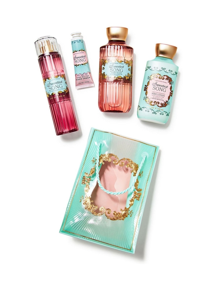 Bath & Body Works Gift Set - Image 1 of 2 Bath & Body Works Gift Set - Image 1 of 2