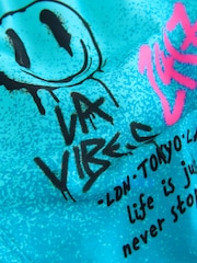 Modrá s graffiti - Koupací šortky s potiskem (3-16let) - Obrázek 5 z 6