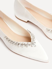 Linzi Cream Bridal Endless Pointed Toe Ballet Flat With Trim Shoes - Image 4 of 6