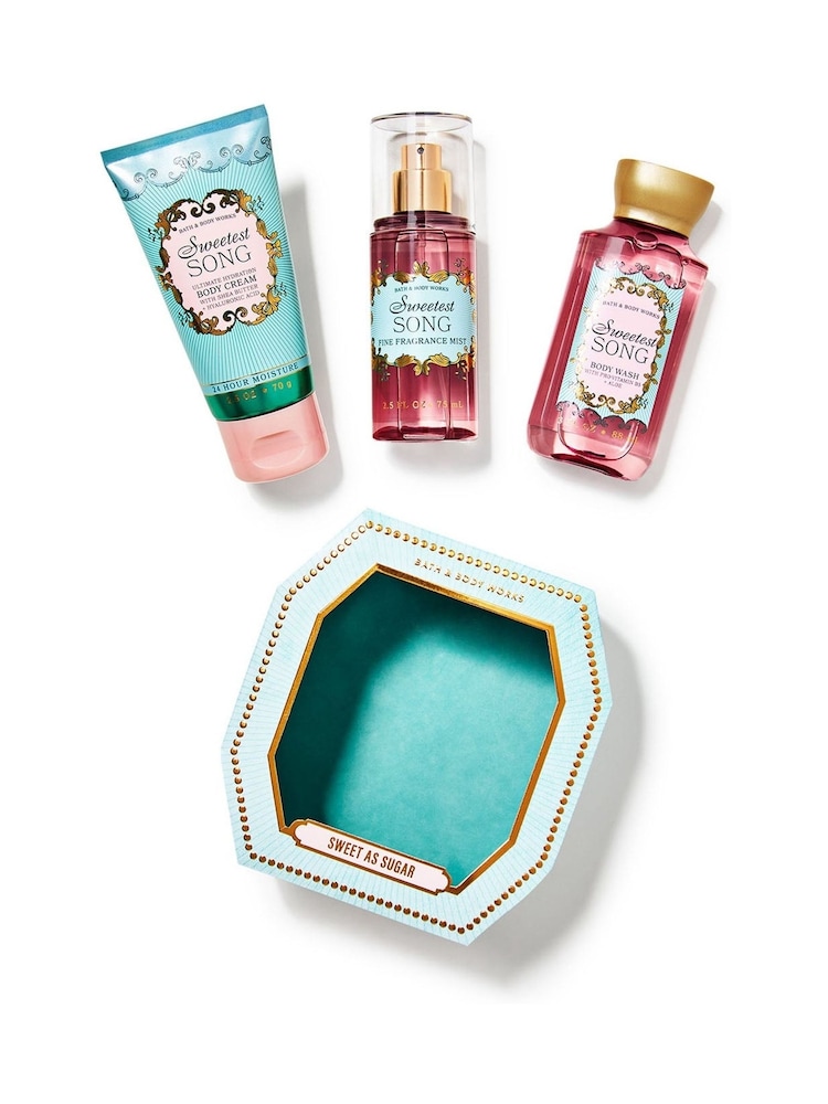 Bath & Body Works Gift Set - Image 1 of 1 Bath & Body Works Gift Set - Image 1 of 1