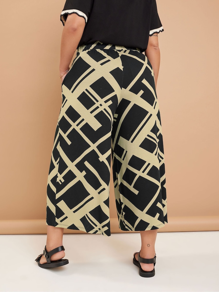 Yours Curve Black Midaxi Culottes - Image 2 of 5
