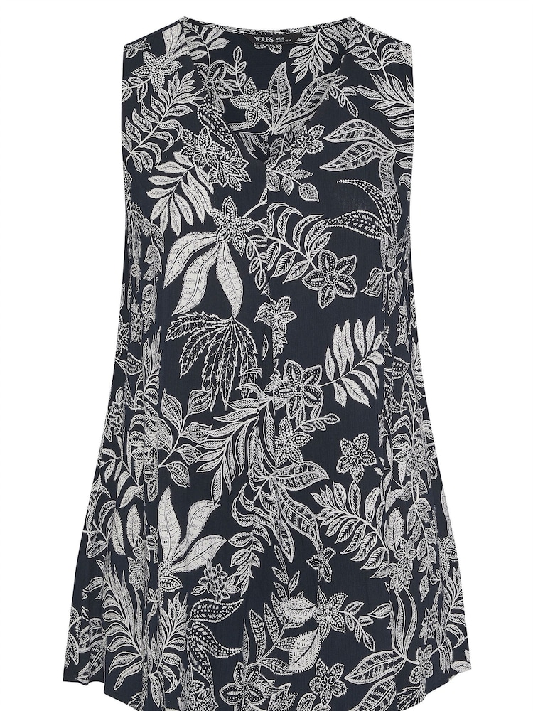 Pleat Front Vest - Image 5 of 5