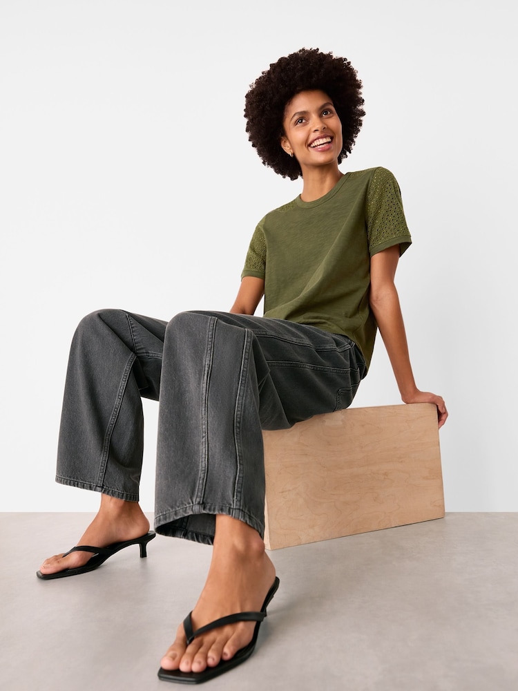 Whistles Broderie Sleeve Detail T-Shirt - Imagem 2 de 5