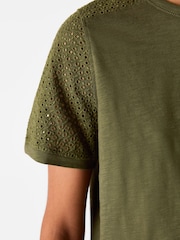 Whistles Broderie Sleeve Detail T-Shirt - Imagem 3 de 5