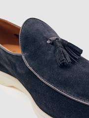 Azul marino - Reiss Harrison Suede Tassel Loafers - Imagen 5 de 5