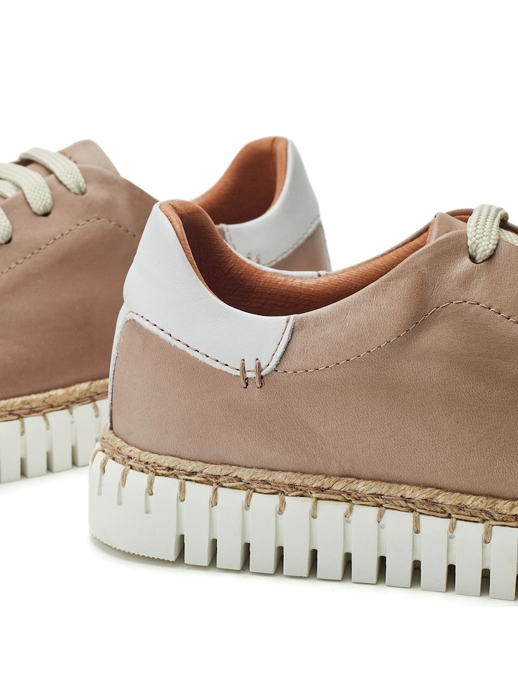 Moda in Pelle Indent Flexi White Trainers With Jute Trim - Image 4 of 4