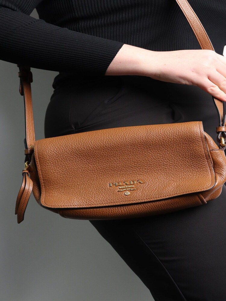 Prada Brown Vitello Phenix Leather Shoulder Bag - Image 9 of 9