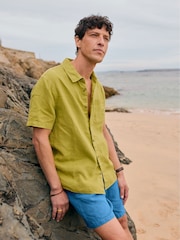 Seasalt Cornwall Light Green Mens Carne Short Sleeve 100% Linen Shirt - Image 1 of 9