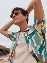 Seasalt Cornwall Blue Mens Heron Short Sleeve Shirt - Image 4 of 9