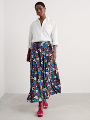 Seasalt Cornwall Red Lethlean Pleated Maxi Skirt - Image 3 of 8