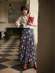 Seasalt Cornwall Red Lethlean Pleated Maxi Skirt - Image 5 of 8