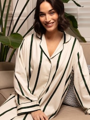 Fable and Eve Green Long Sleeve Nightshirt - Image 3 of 4