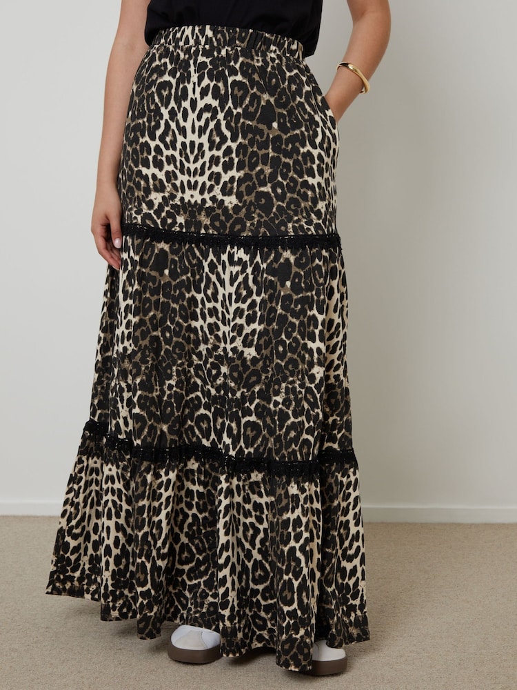 Threadbare Animal Tiered Jersey Maxi Skirt - Image 4 of 4 Threadbare Animal Tiered Jersey Maxi Skirt - Image 4 of 4