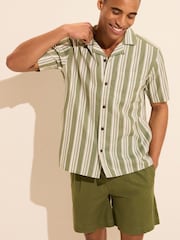 Lands' End Green Linen Pleated Shorts - Image 1 of 4