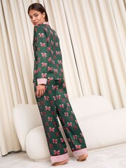 Lipsy Christmas Green Bow Long Sleeve Printed Satin Pyjamas Set - Image 3 of 4