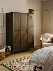 Nina Campbell Brown Triple Tedworth Wardrobe - Image 2 of 6
