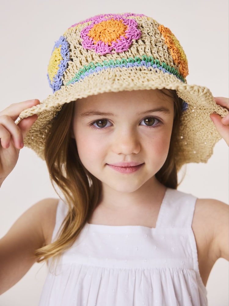 Little Bird by Jools Oliver Scalloped Edge Straw Effect Rainbow Flower Hat - Imaginea 1 din 4 Little Bird by Jools Oliver Scalloped Edge Straw Effect Rainbow Flower Hat - Imaginea 1 din 4