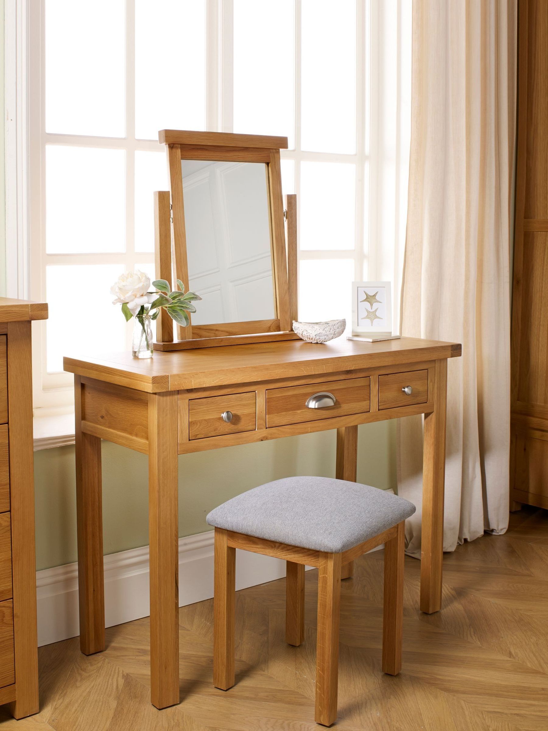 B&Q - Woburn 3 Drawer Dressing Table Oak - Image 4