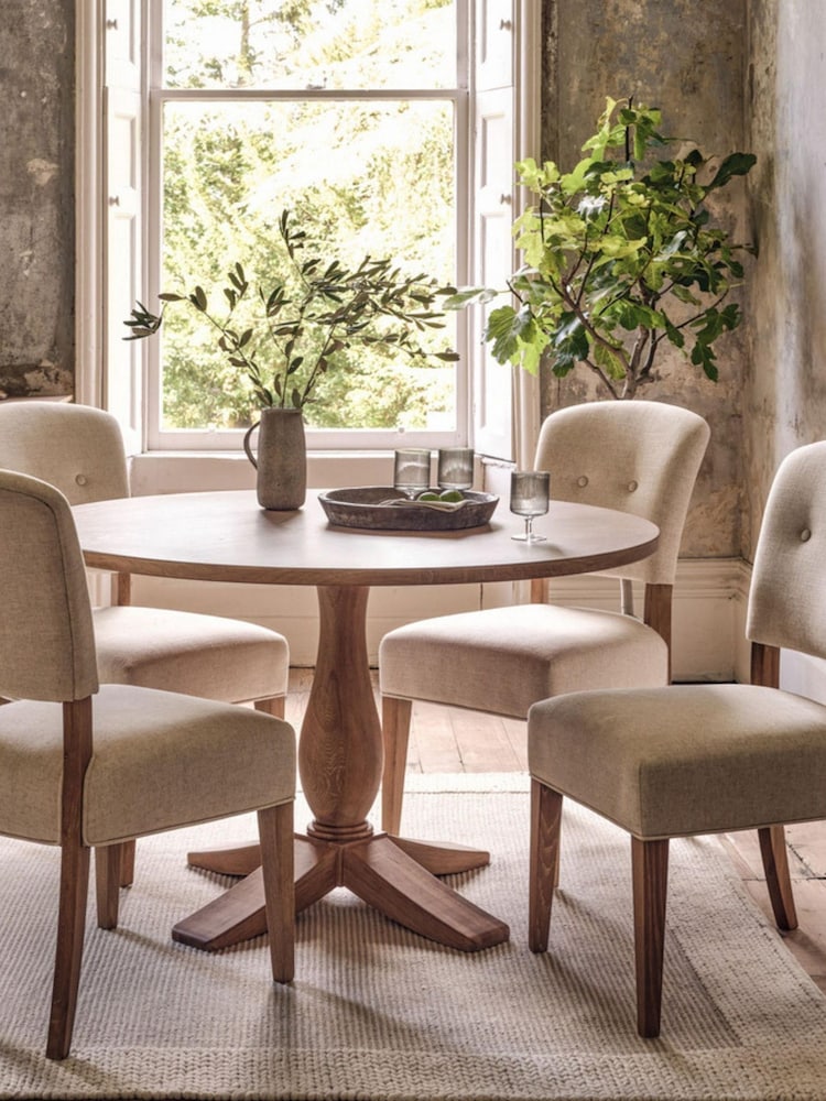 Willis & Gambier Oak Cannes Round Table - Image 1 of 5