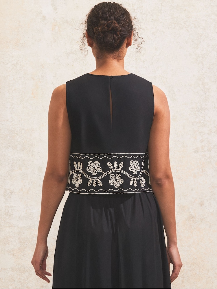 Ro&Zo Black Embroidered Shell Top - Image 3 of 4