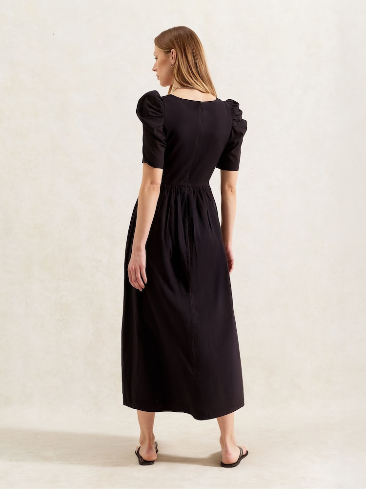 Ro&Zo Black Petite Sweetheart Neck Midi Dress - Image 4 of 4