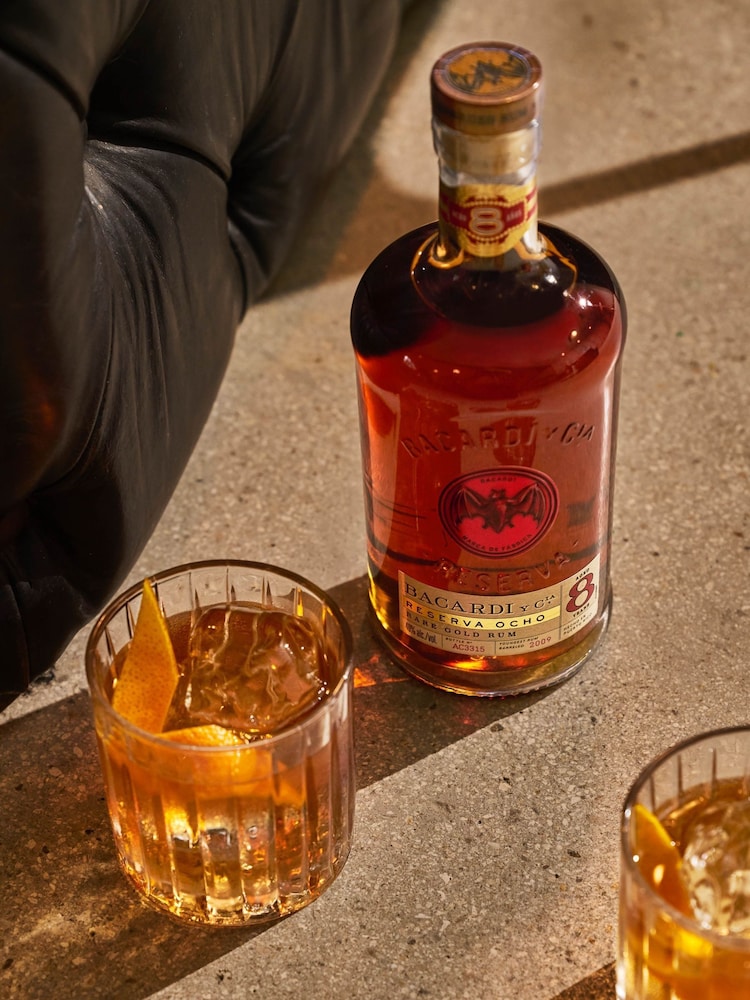 DrinksTime Bacardi Reserva Ocho - Image 1 of 1