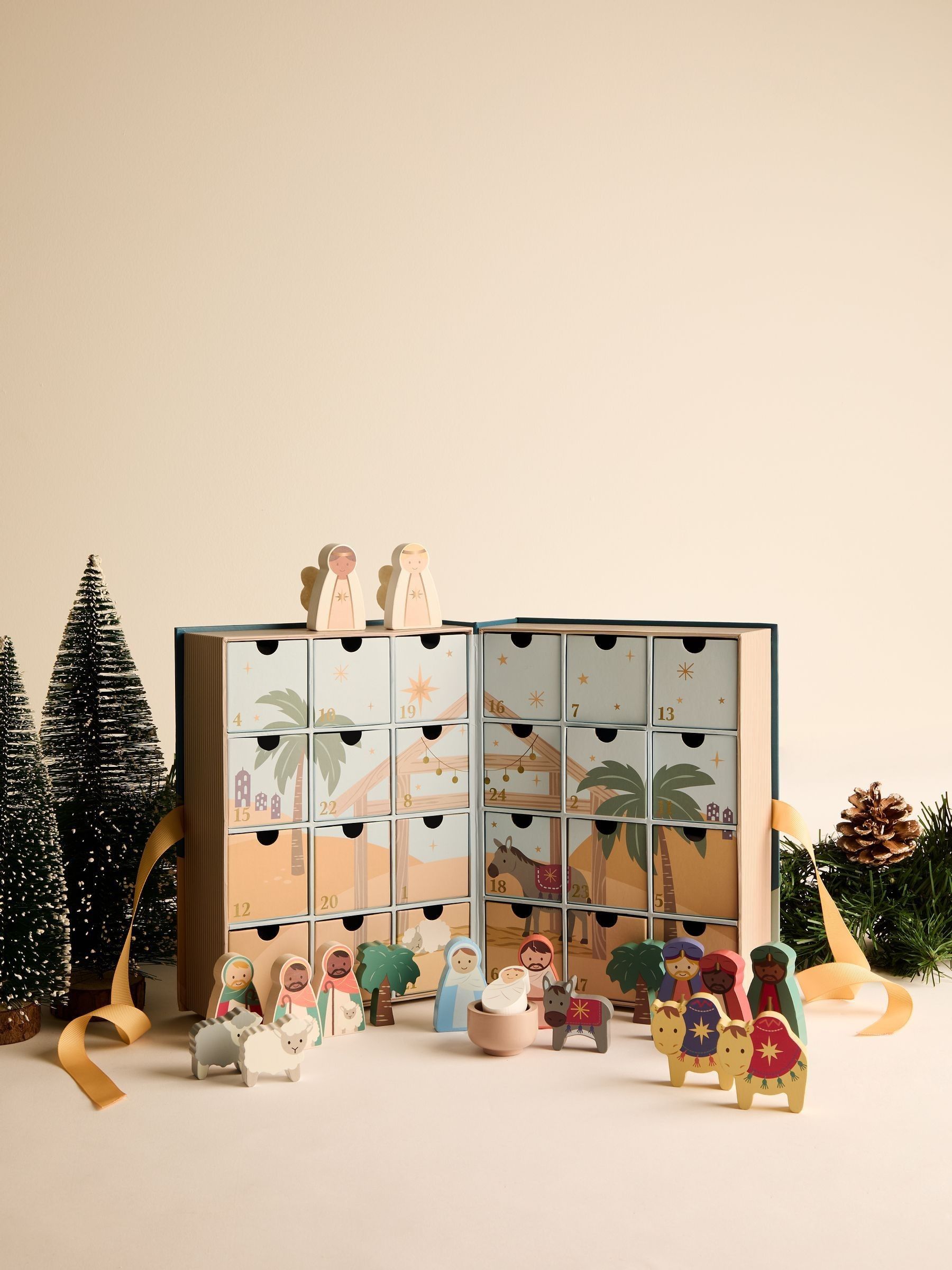 Jojo Maman Bébé Nativity Story Filled Advent Calendar