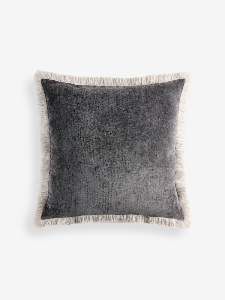 Soft Velour Contrast Fringe Cushion - Obraz 1 z 2