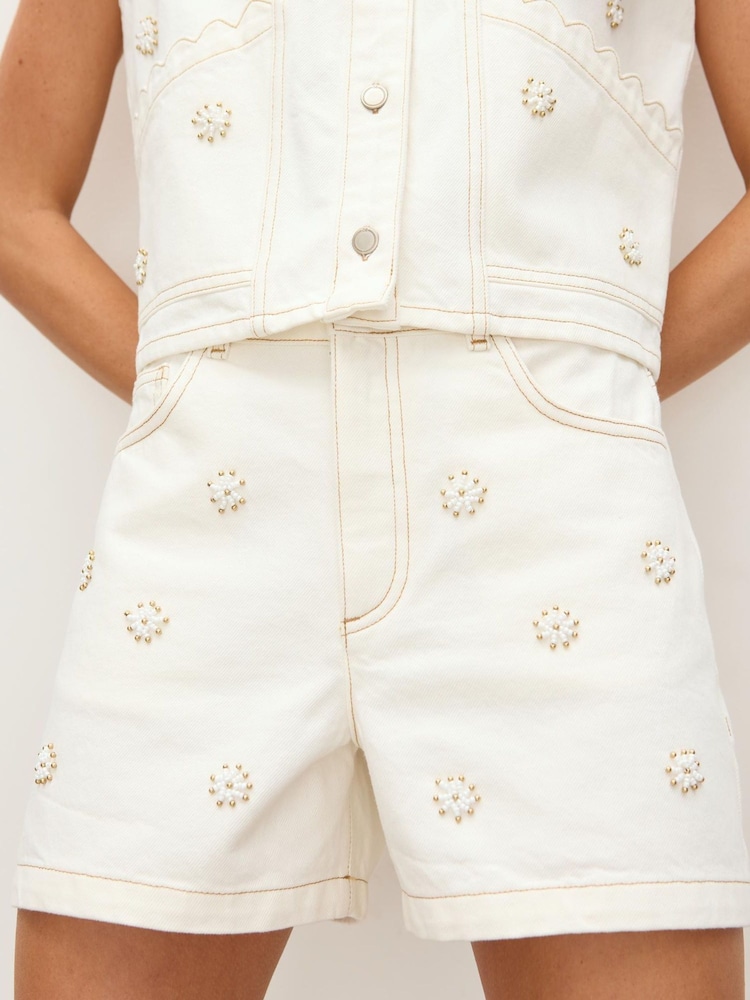 Oliver Bonas White Beaded Flower 100% Cotton Denim Shorts - Image 2 of 5 Oliver Bonas White Beaded Flower 100% Cotton Denim Shorts - Image 2 of 5