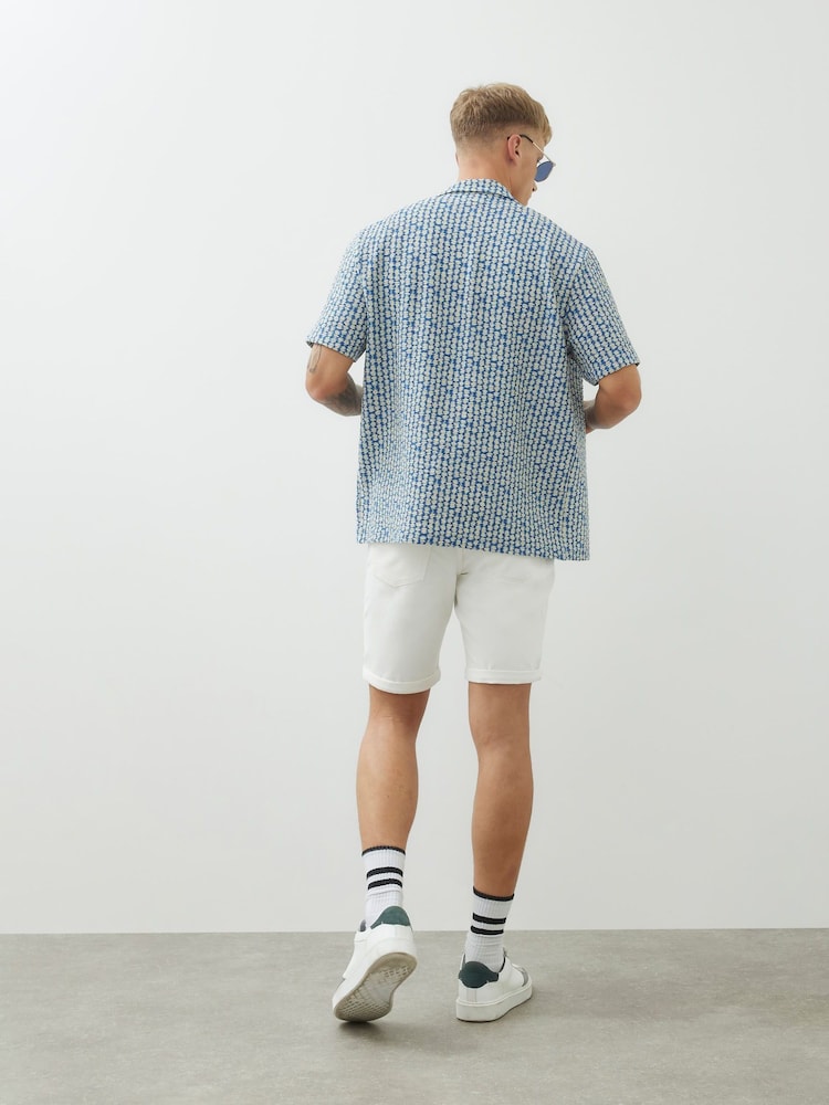 River Island White Slim Fit Denim Shorts - Image 2 of 3