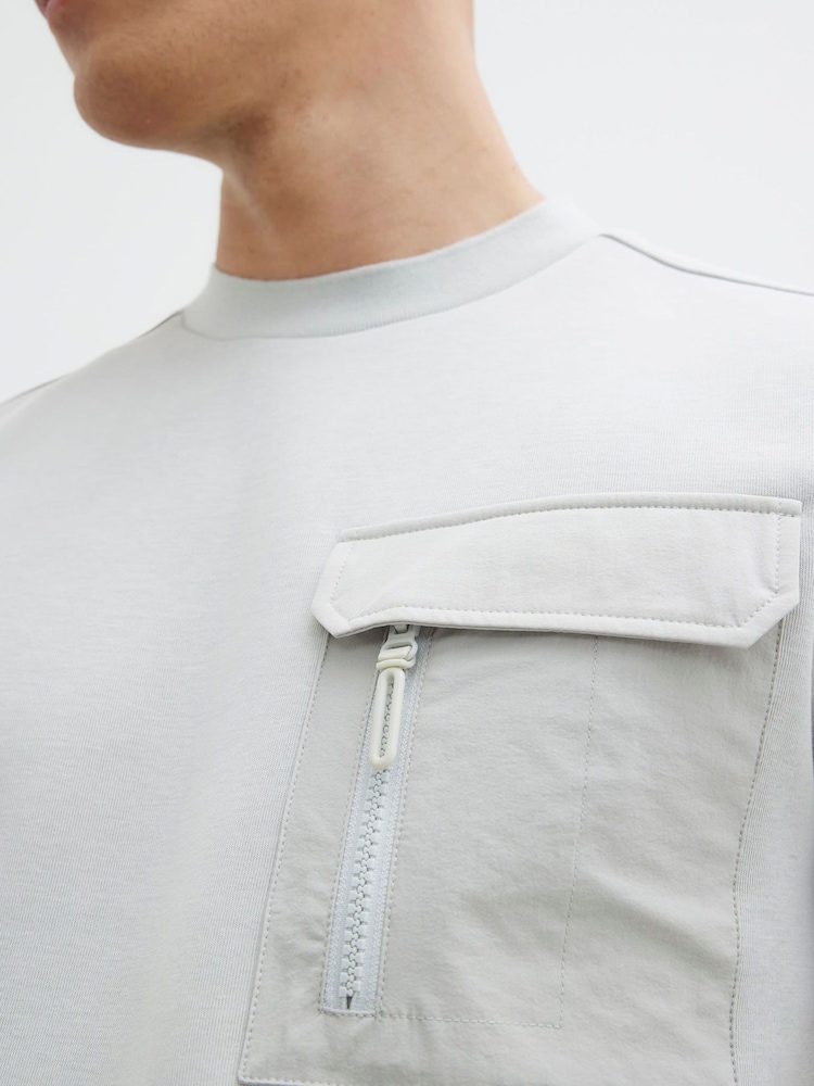 River Island Grey Slim Fit Short Sleeve Pocket T-Shirt - Image 2 of 3